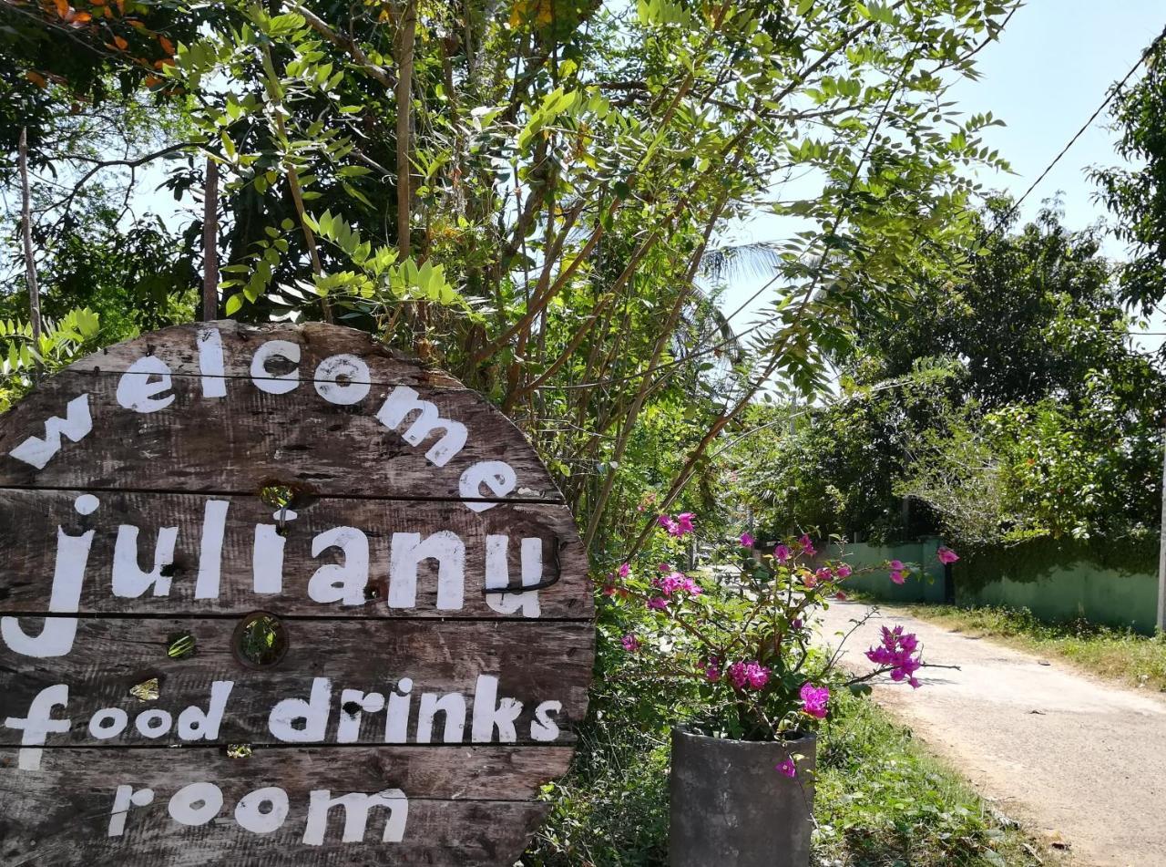 Julianu Hotel Tangalle Exterior foto